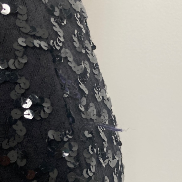 Vintage Sequins Lace Dress with Open Back - Picture 6 of 15